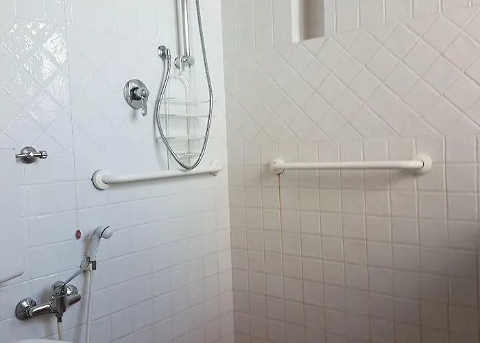 Piccola Raieda Hotel Lama (Bologna)